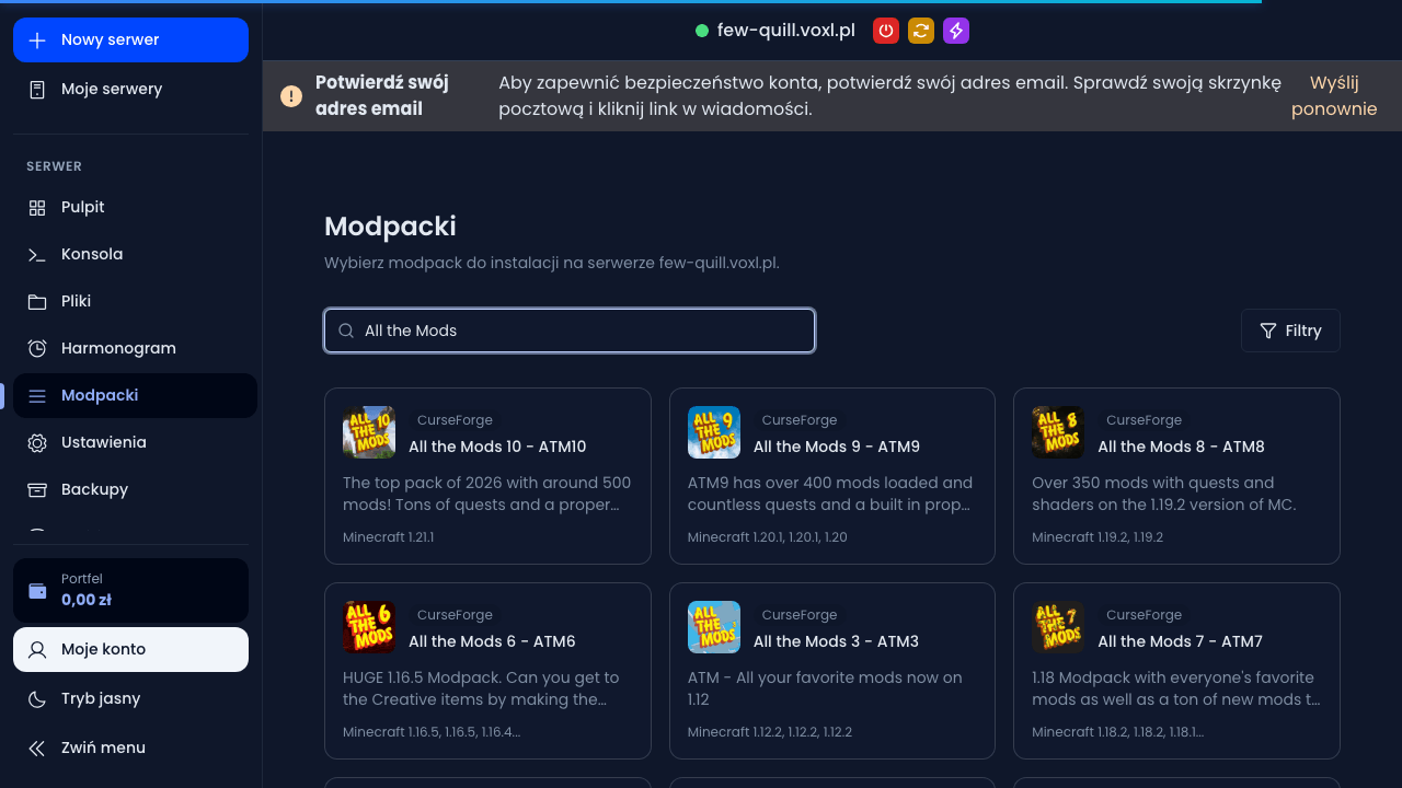 Zakładka Modpacki z polem wyszukiwania i listą paczek